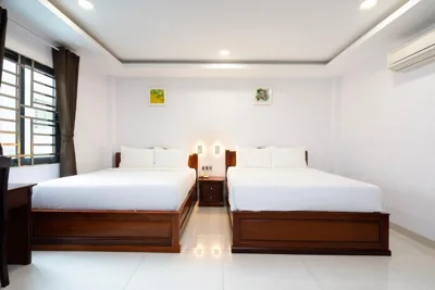 Camera Famiglia Superior — Hoang Luxury Hotel Dist 1 Ho Chi Minh